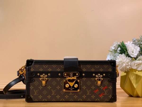 Louis Vuitton LV Petite Malle Monogram Box Bag Rep 1:1 27x12x6.5cm