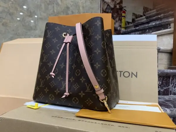 Louis Vuitton LV Neo Neo Super Premium Pink Strap Bag 26cm