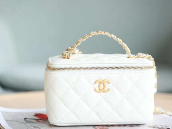 Chanel Vanity 22S Like Auth Women's Handbag White 9.5x17x8cm