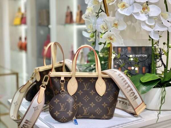 Louis Vuitton LV Neverfull MM Monogram Canvas Super Quality Handbag 24x9x14cm