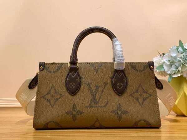 Louis Vuitton LV On The Go Mini Replica 1:1 High Quality Handbag 25x13x10cm