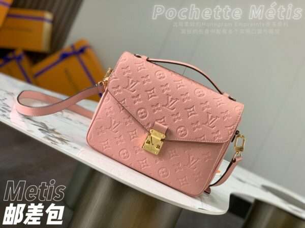Louis Vuitton LV Pochette Metis Handbag Rep 11 Mono Embossed Pattern 25x19x7cm