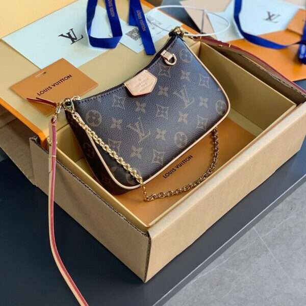 Louis Vuitton Monogram Super Premium Women's Handbag 22cm