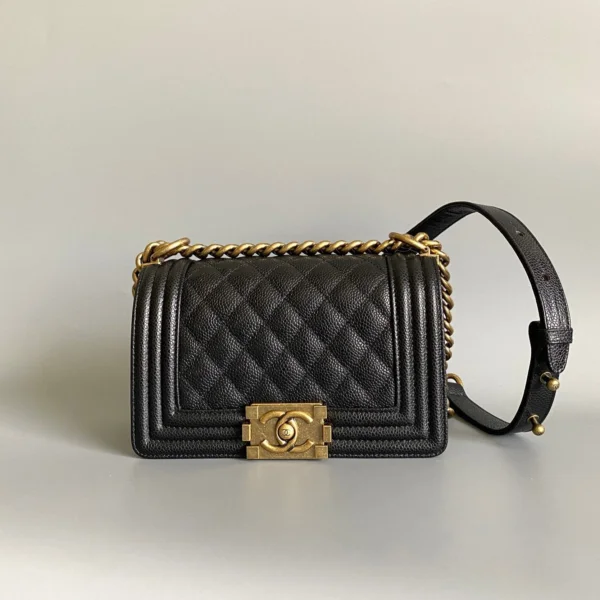 CHANEL SMALL BOY BAG 20 IN BLACK LAMBSKIN GOLD HARDWARE