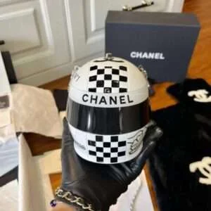 Chanel Resort Cruise 2023 Monte-Carlo Super Fake 11 Hand Held Bag White