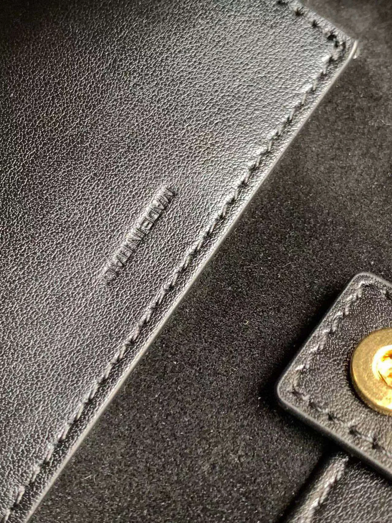 Detail 8