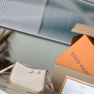 Louis Vuitton LV Easy Pouch On Strap Super Fake Handbags White Milk 19×11.5x3cm