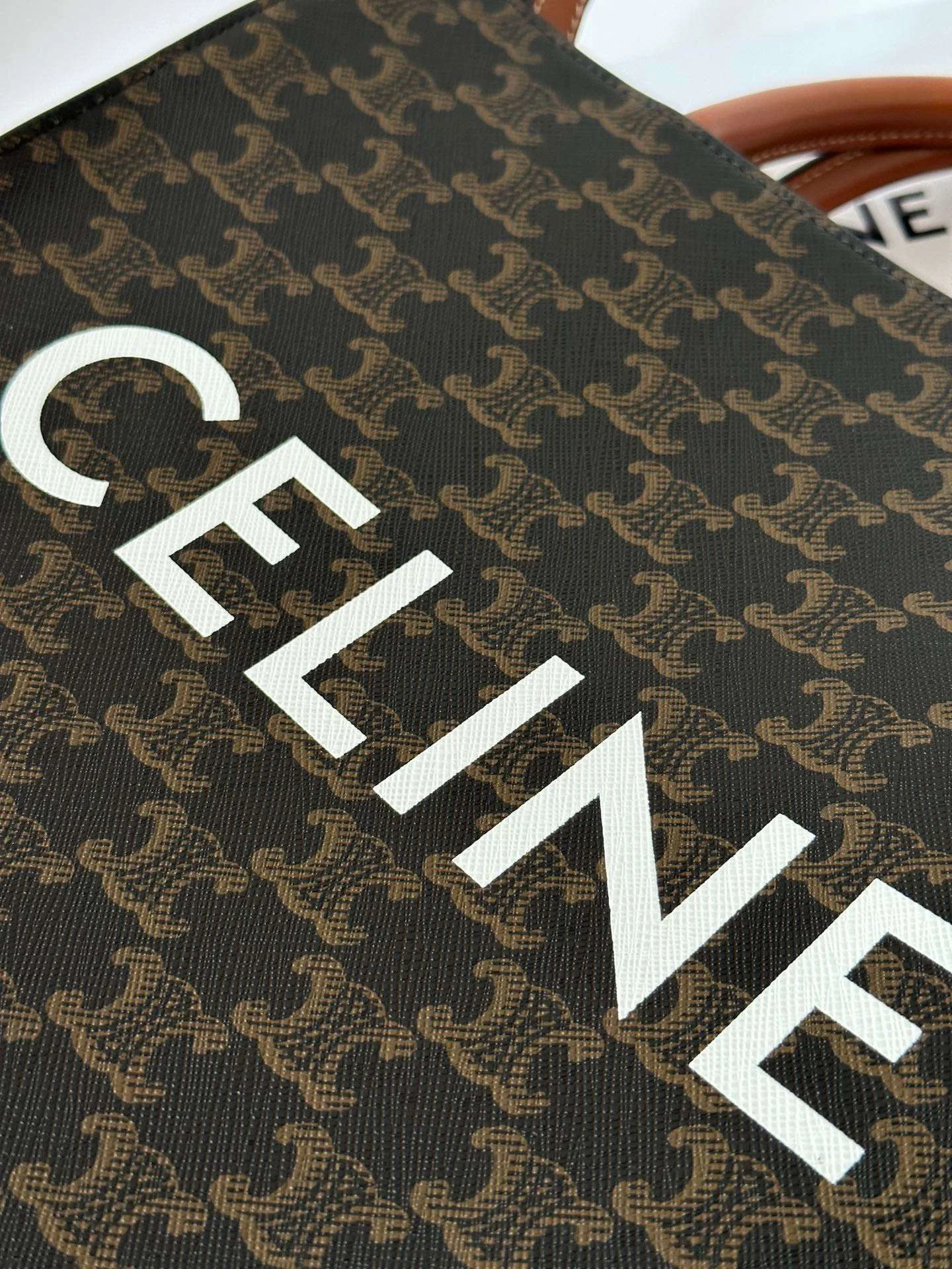 Detail 4