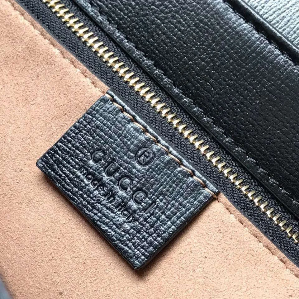 Detail 9