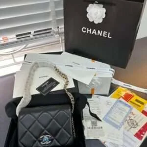 Chanel Fake Handbags Smooth Leather Black Woman’s 18x7x14cm