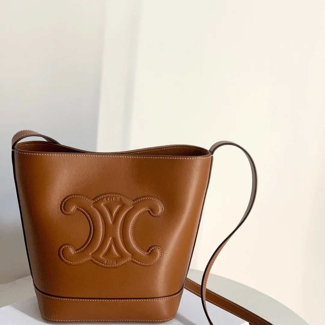 Celine Small Bucket Cuir Triomphe Brown Bucket Handbag 30x22x12cm
