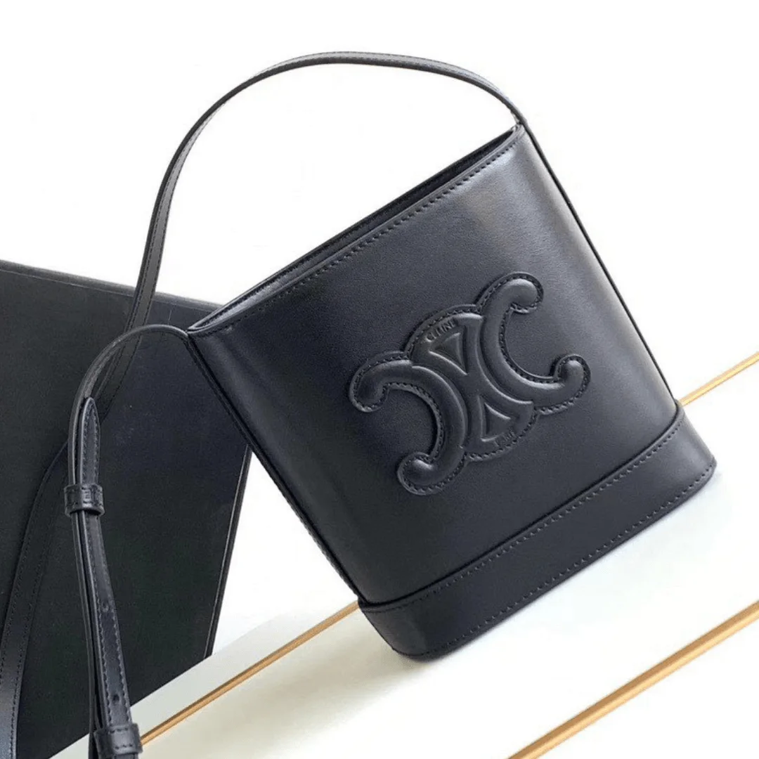 Celine Small Bucket Cuir Triomphe Mini Black Bucket Bag 19.5x16x7cm