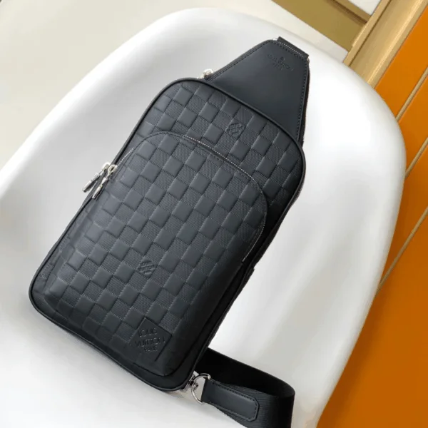Louis Vuitton LV Avenue Men’s Bag Like Auth Checkerboard Pattern Black 20x31x7cm