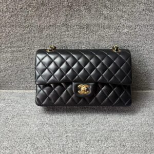 Chanel Classic Flap bag Lambskin Black Gold Hardware