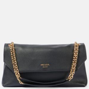 Medium leather shoulder bag