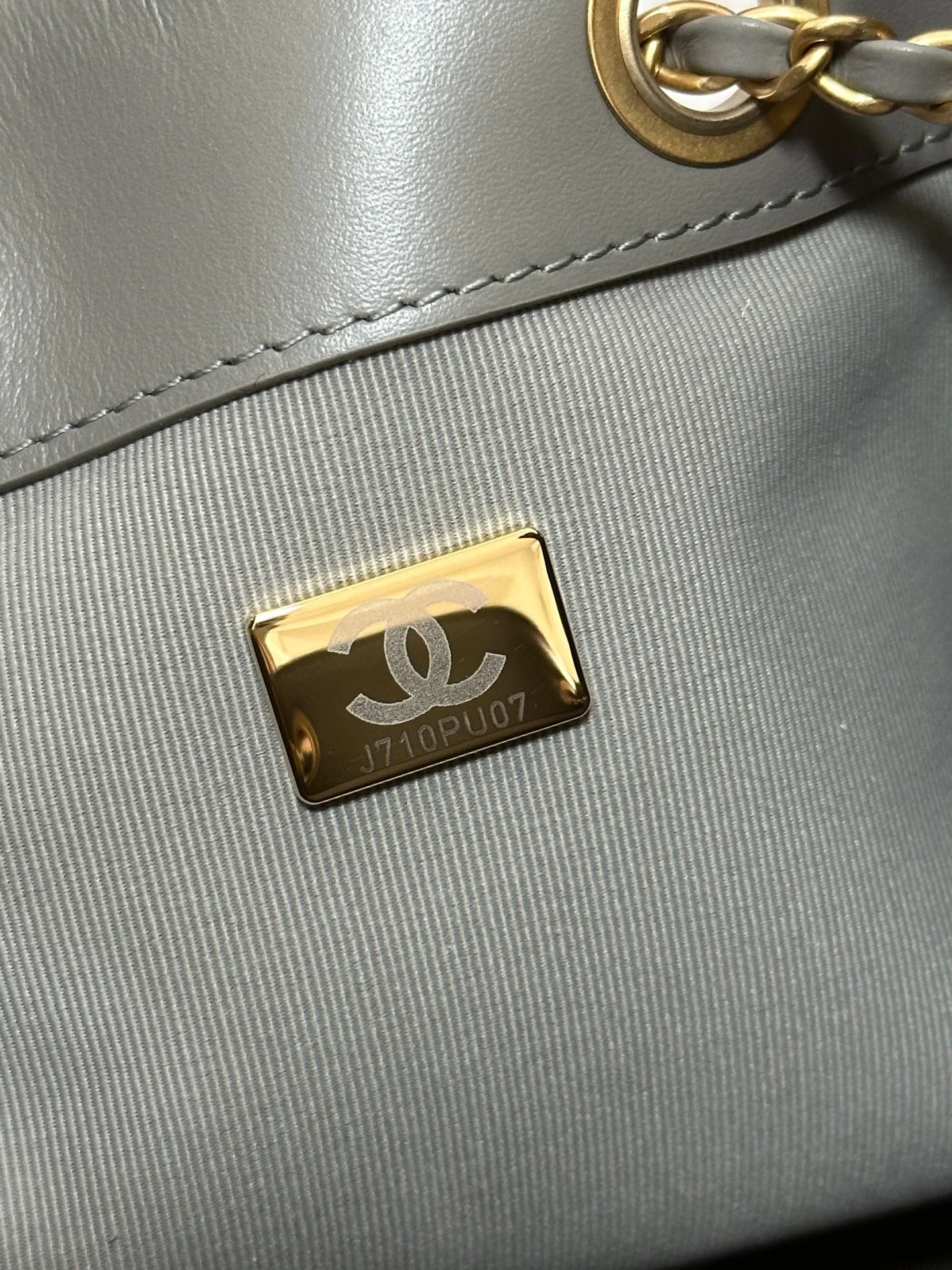 Detail 6