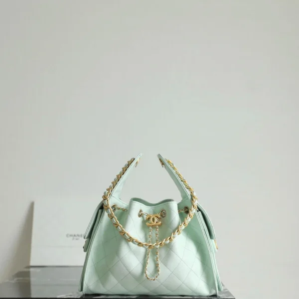 CHANEL 25 HANDBAG 30 IN GREEN CAVIER GOLD HARDWARE