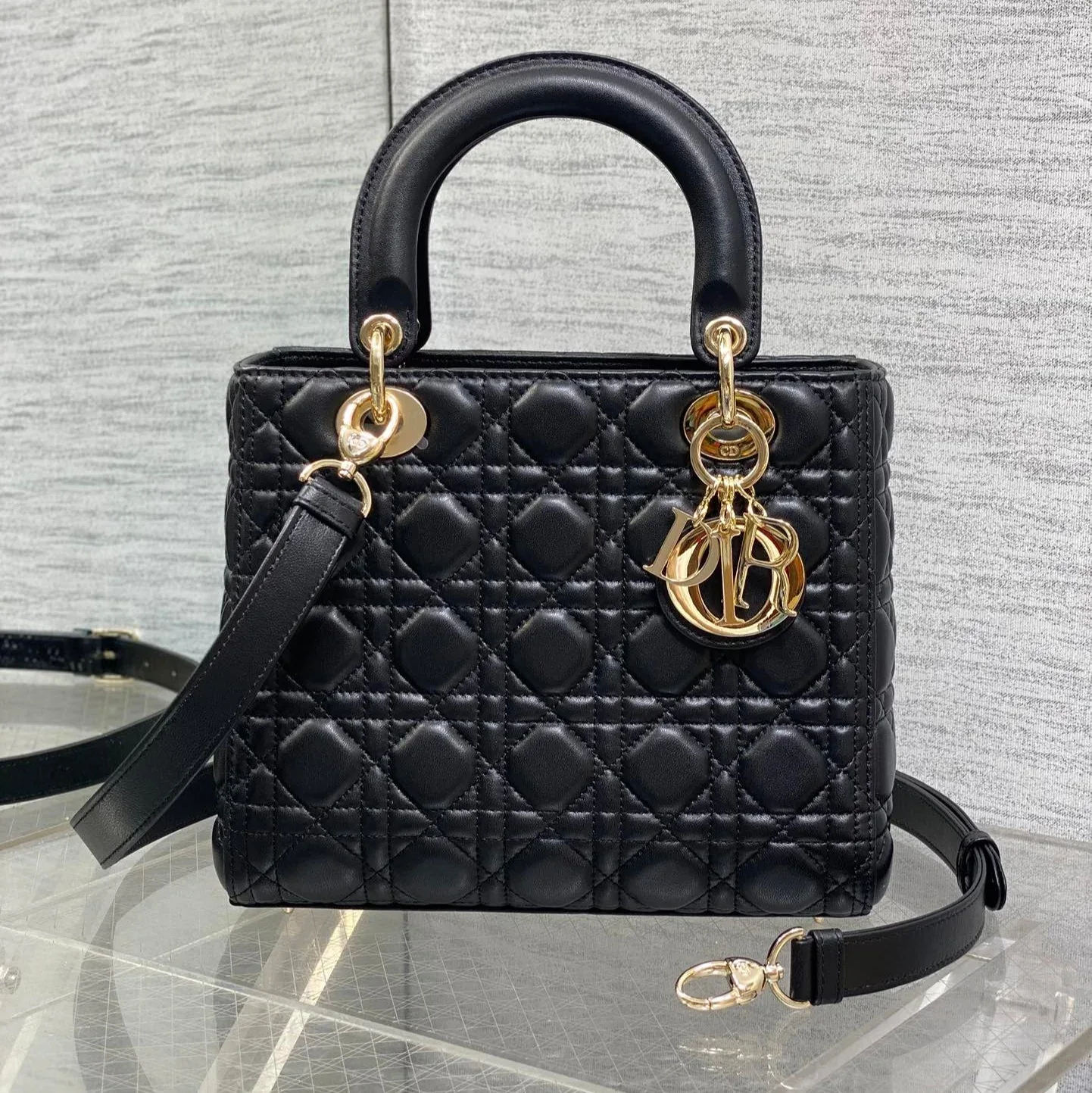 Dior Lady Black Gold Hardware (Medium size)