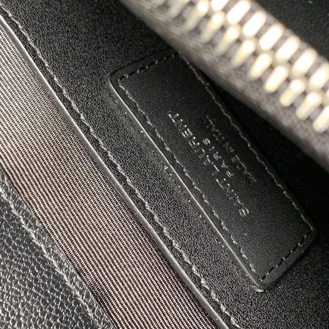 Detail 3