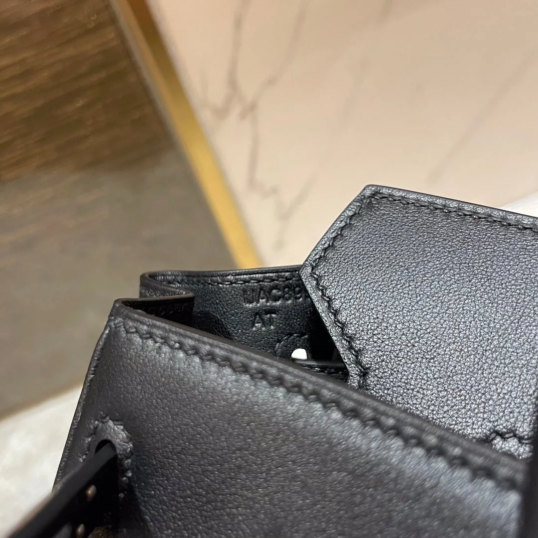 Detail 7