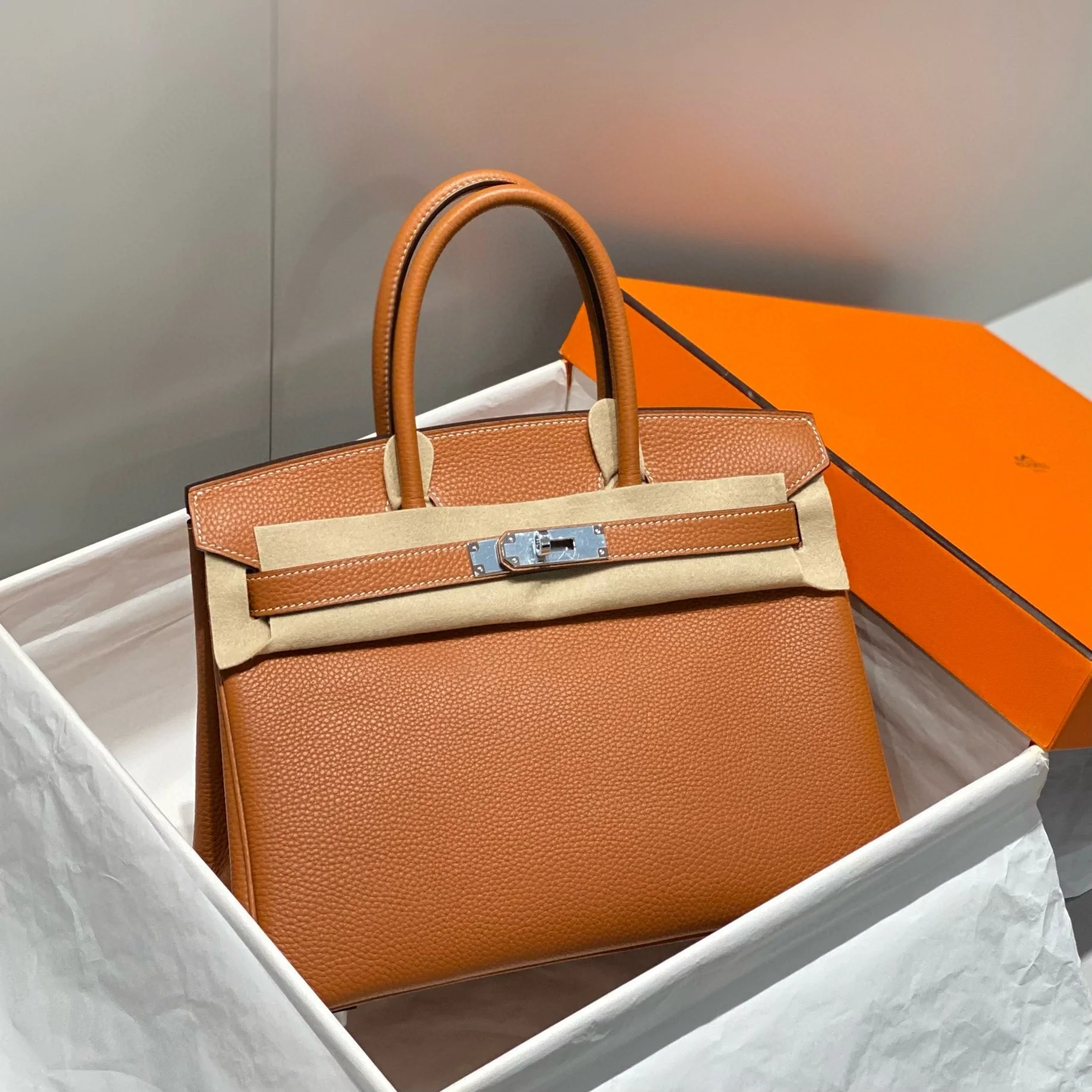 HN 30 BROWN TOGO LEATHER SILVER HARDWARE