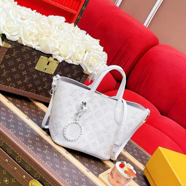Louis Vuitton Blossom PM Mahina leather 2-way shoulder bag