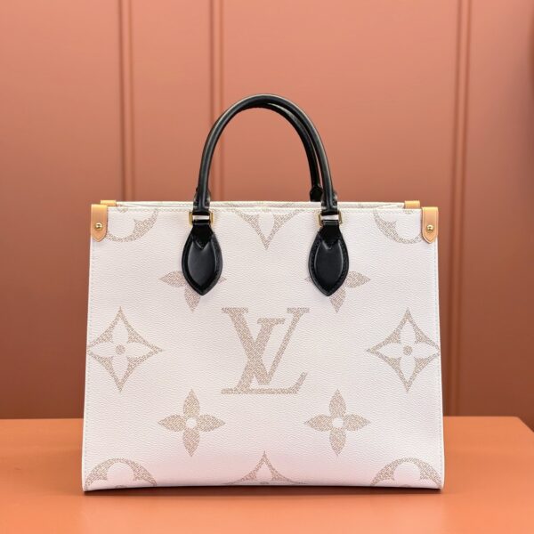 Louis Vuitton Monogram Dune Giant OnTheGo MM tote bag