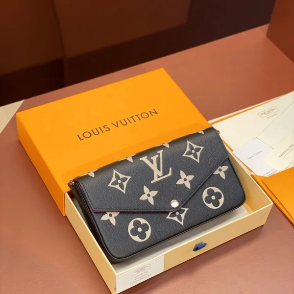 Louis Vuitton Félicie Pochette in black and beige Bicolor
