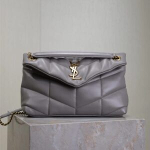 YSL 25S LOULOU PUFFER MEDIUM 29 IN SMOKY LAVENDER
