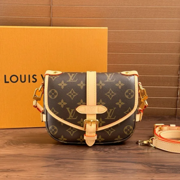 Louis Vuitton Saumur BB in Monogram