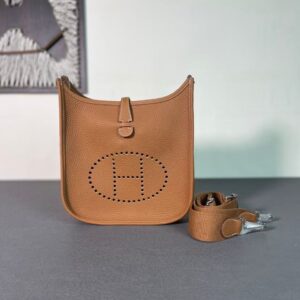Hermès Evelyne III 29