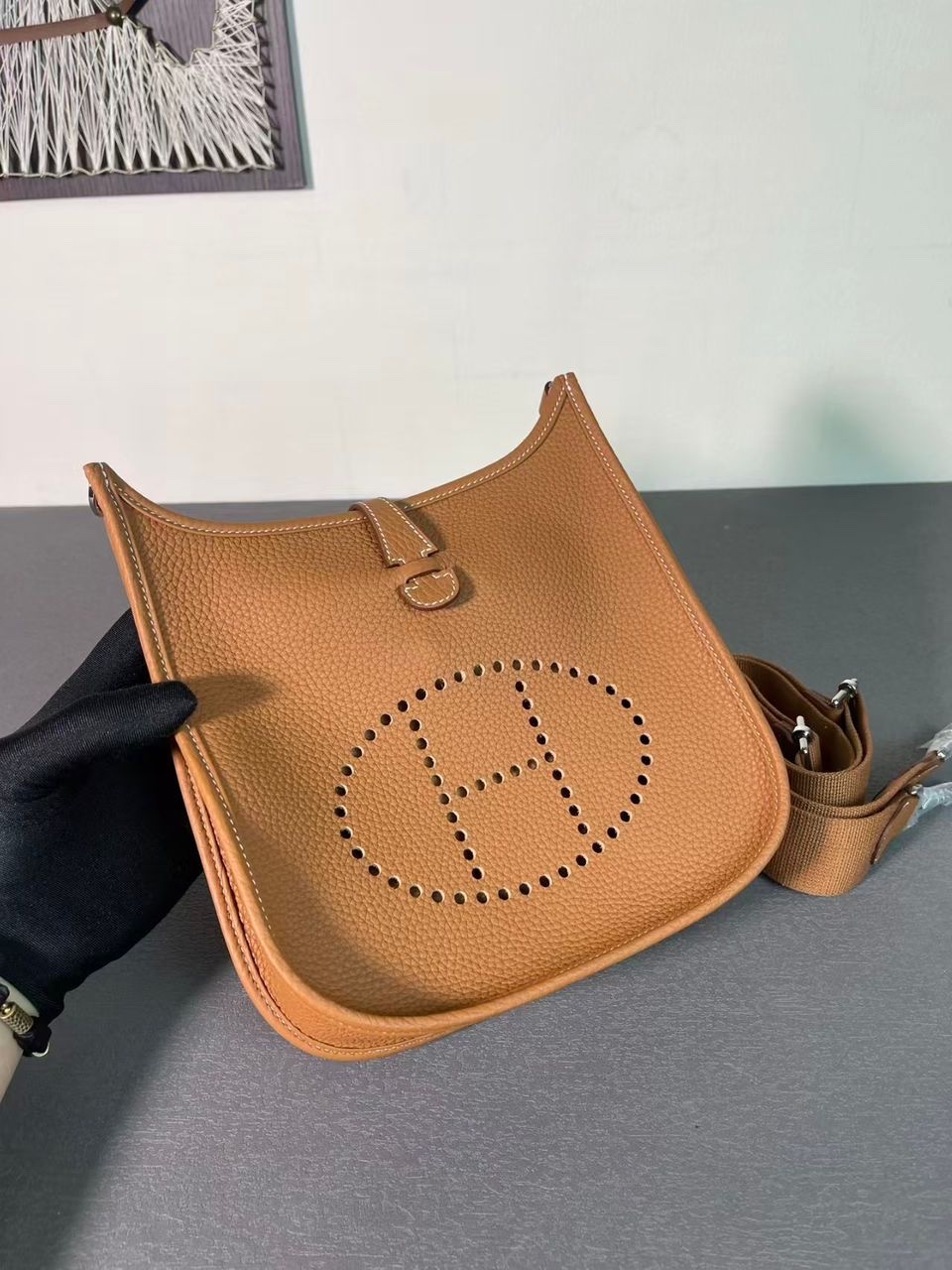 f723946a-2d01-4429-a345-16f6a3f32885