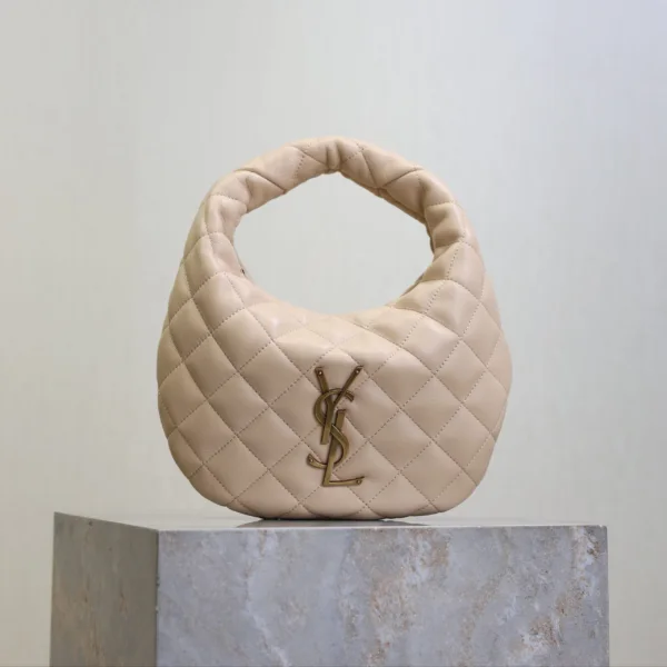 YSL ICARINO 17 IN BEIGE QUILTED GOLD HARDWARE