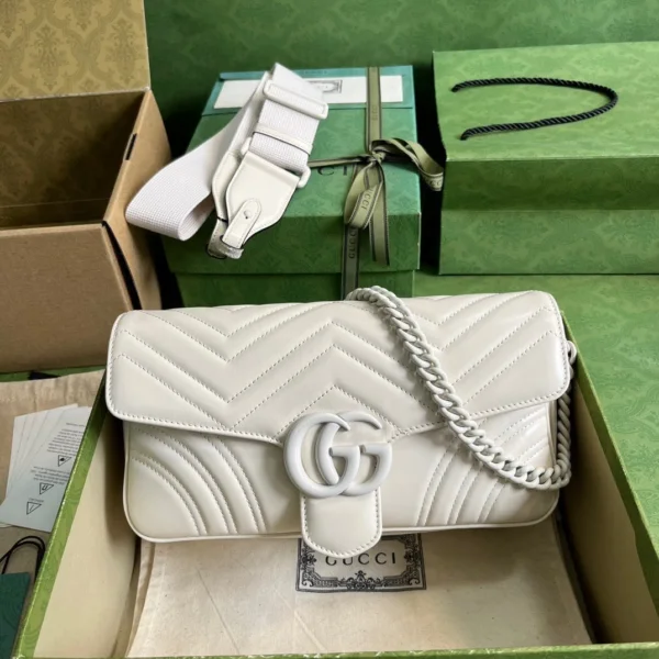 GUCCI White Marmont Matelassé Shoulder Bag