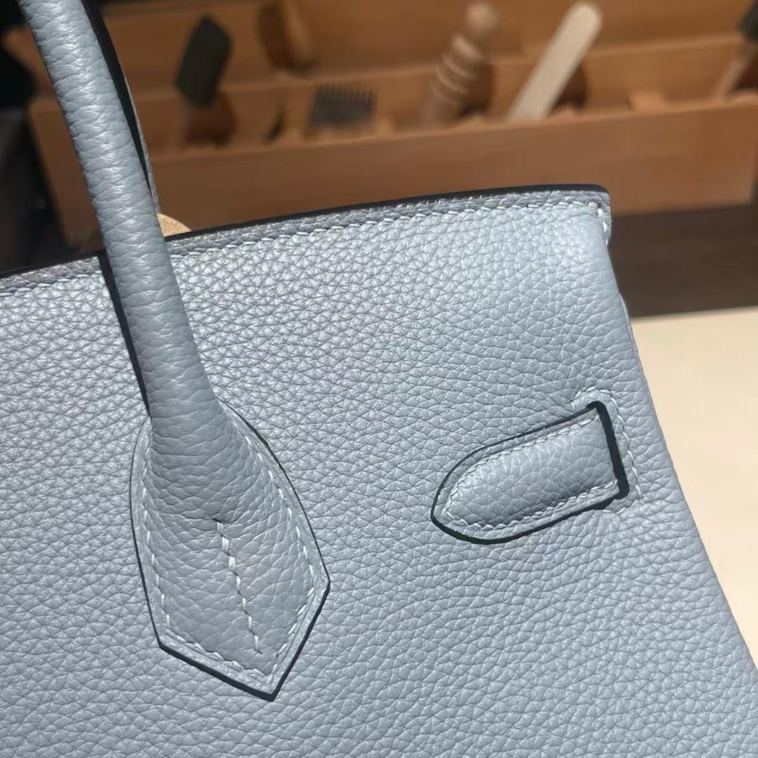 d181233a-851a-44d0-94c4-f9ab4d24c563