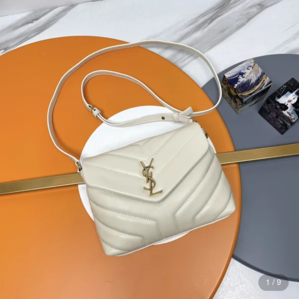 Saint Laurent Toy Loulou bag in quilted leather