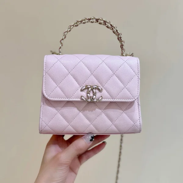 CHANEL 25S Double C Logo Diamond Shiny Calfskin