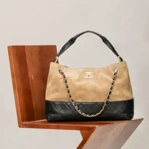 Chanel Small Shopping Bag from the 2024/25 Métiers d'Art collection