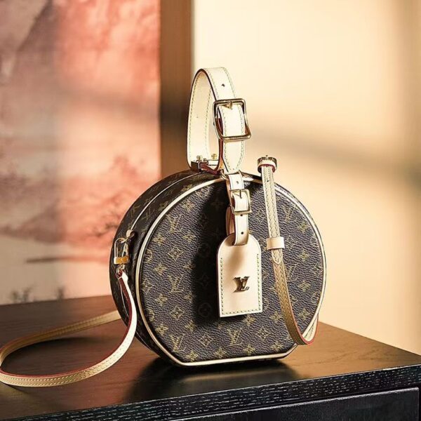 Louis Vuitton Petite Boite Chapeau handbag in Monogram canvas