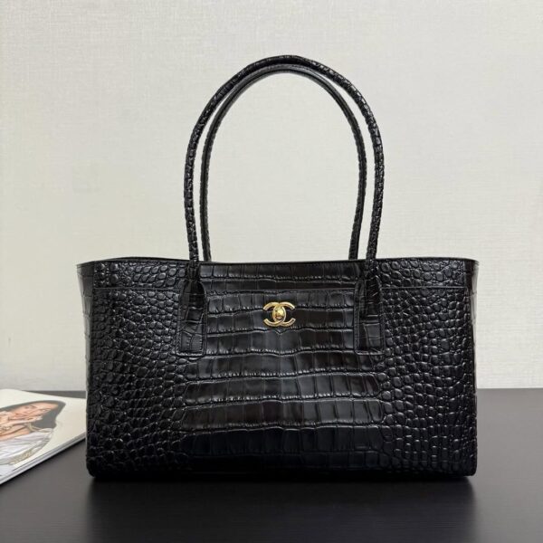 Chanel Tote Bag Crocodile Embossed Calfskin SS26 Collection