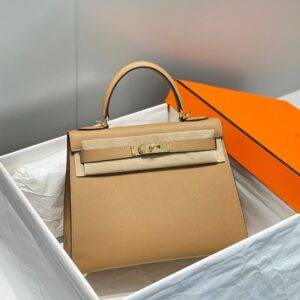 HERMES KELLY 28CM IN CHAI EPSOM GOLD HARDWARE