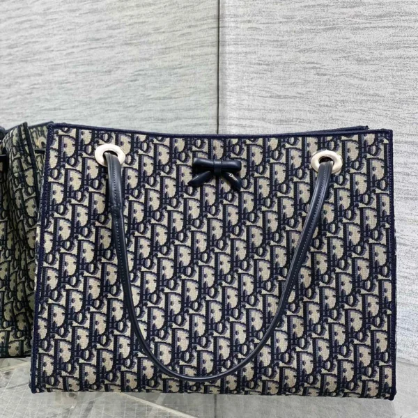 Dior Promenade Shopping Bag in Blue Dior Oblique Jacquard