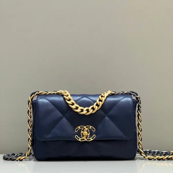 CHANEL 19 Bag Small Navy Blue