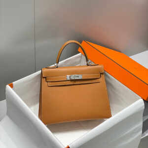 HERMES KELLY 28CM IN GOLD EPSOM PALLADIUM HARDWARE