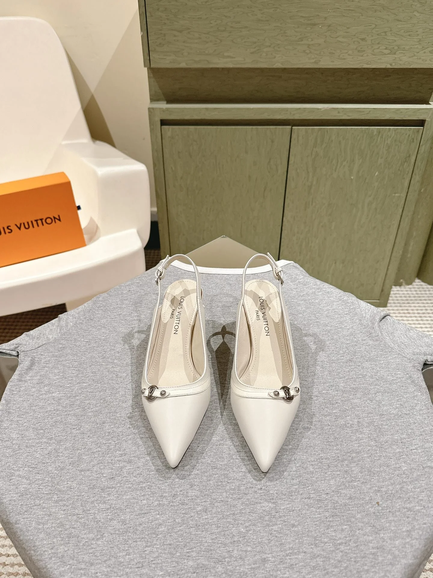 LV Women White Leather Pointed Slingback Heels