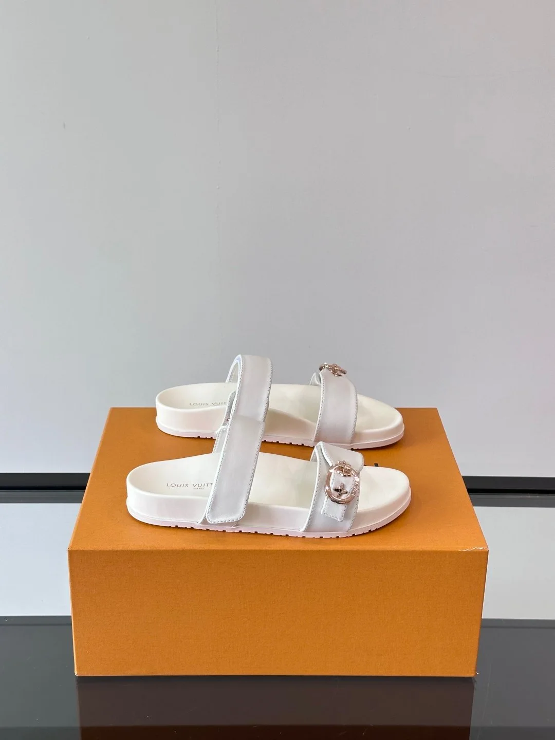 LV Men White Leather Sandals