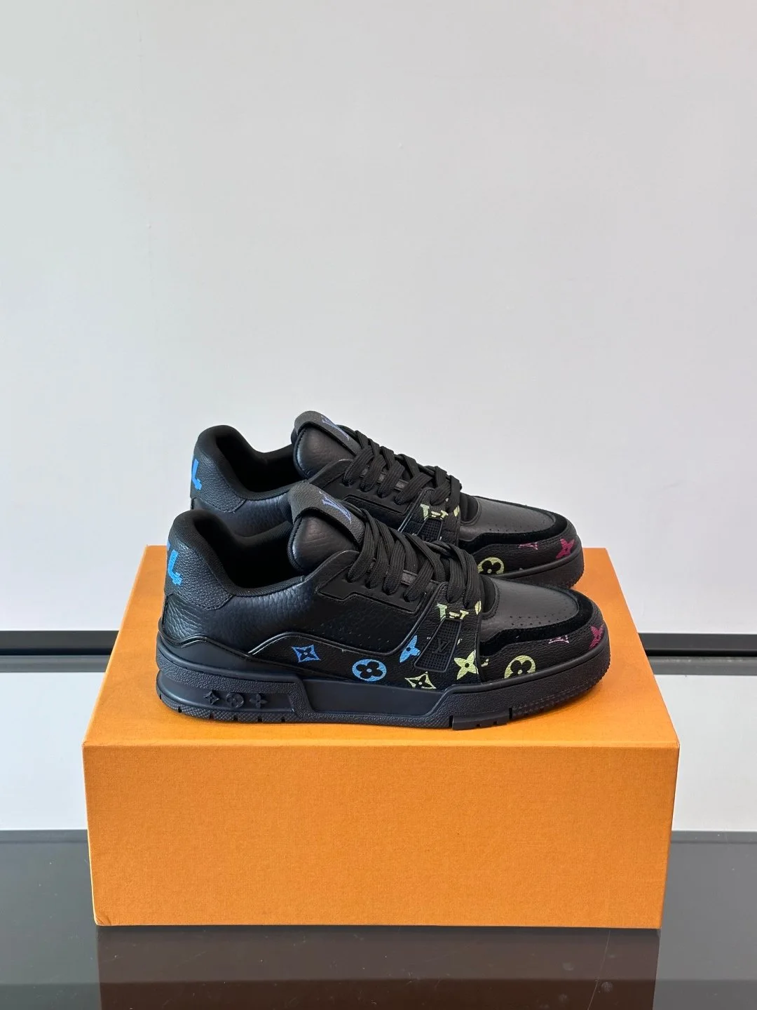 LV Men Black Leather Sneakers With Multicolor Accents