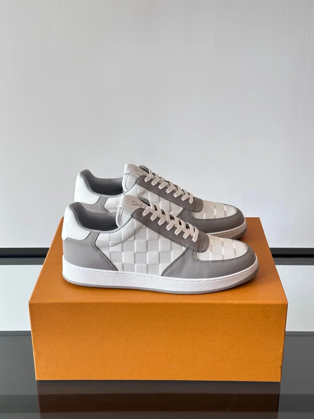 LV Men White And Gray Leather Sneakers