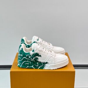 LV Men White Leather Sneakers With Green Graphic