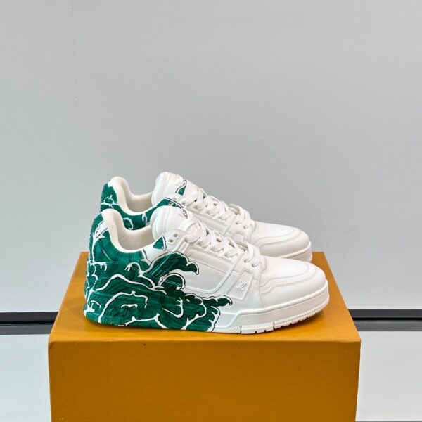 LV Men White Leather Sneakers With Green Graphic